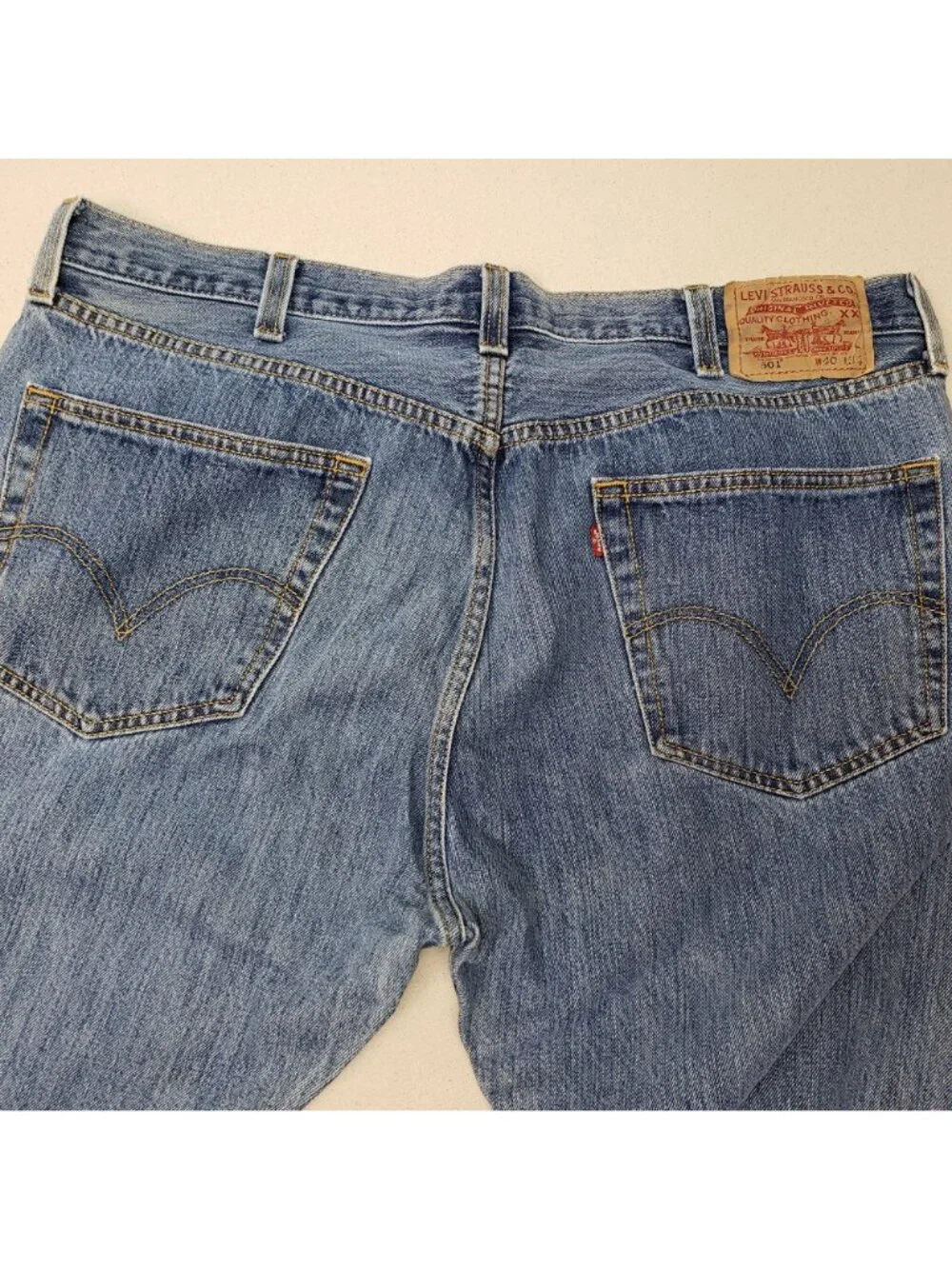 Levi's 501 Men's Straight Leg Button Fly Jeans 40/34 EXCELLENT CONDITION!!!